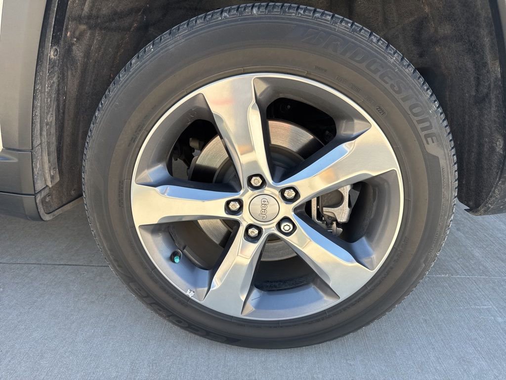 Used 2021 Jeep Grand Cherokee L Limited image 10