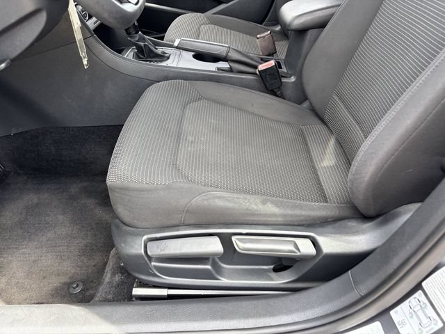 Used 2017 Volkswagen Passat 1.8T S FWD image 20