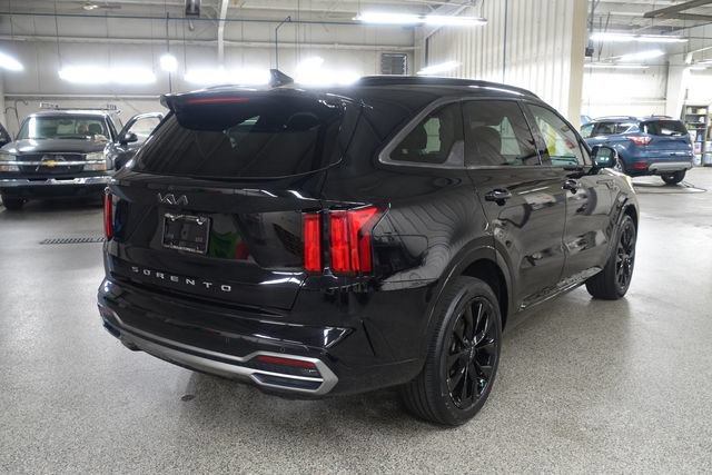Used 2022 Kia Sorento SX FWD image 7