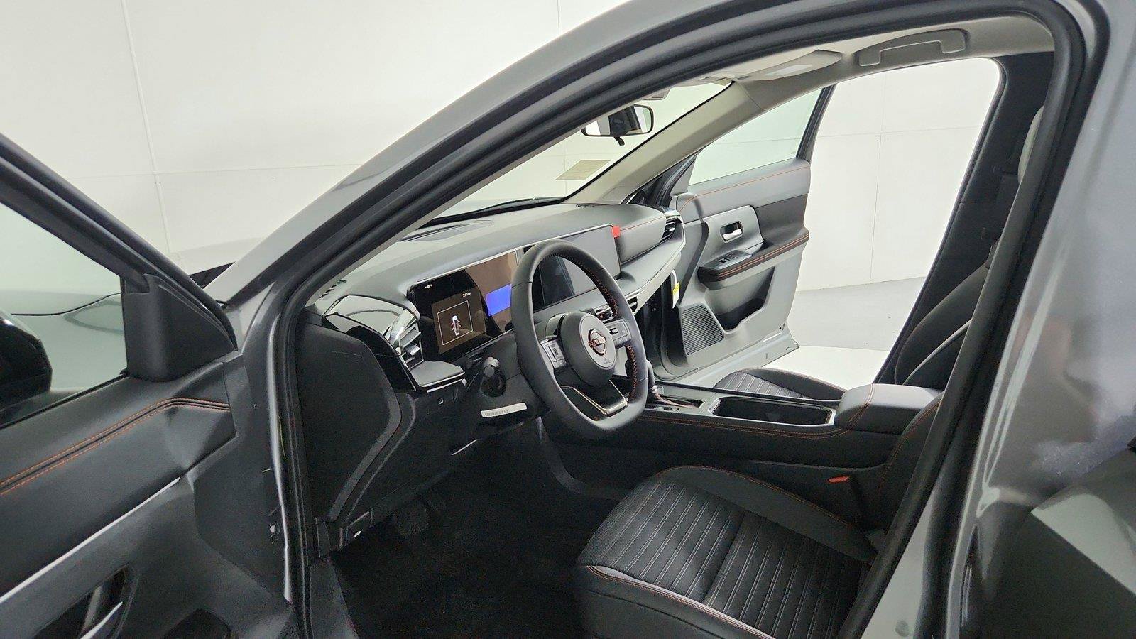 New 2027 Nissan Kicks SV AWD/4WD image 17
