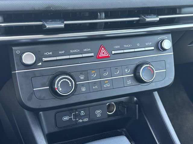 Certified 2025 Hyundai Tucson SE image 30