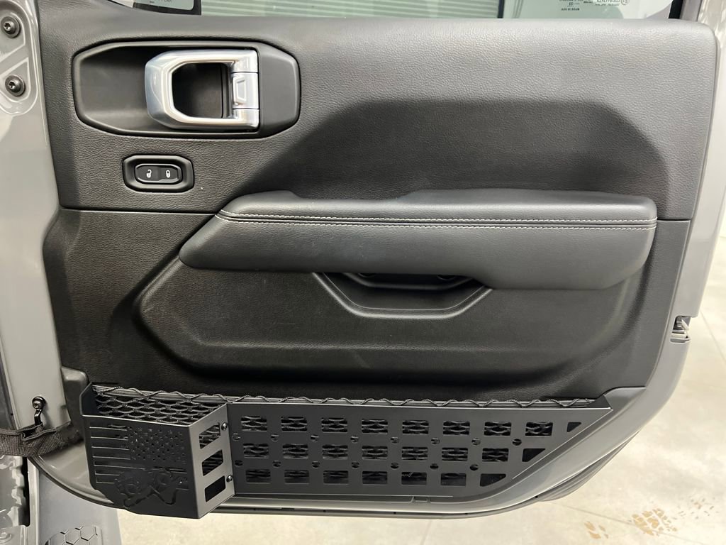 Used 2022 Jeep Wrangler Unlimited Sahara w/ Cold Weather Group image 24