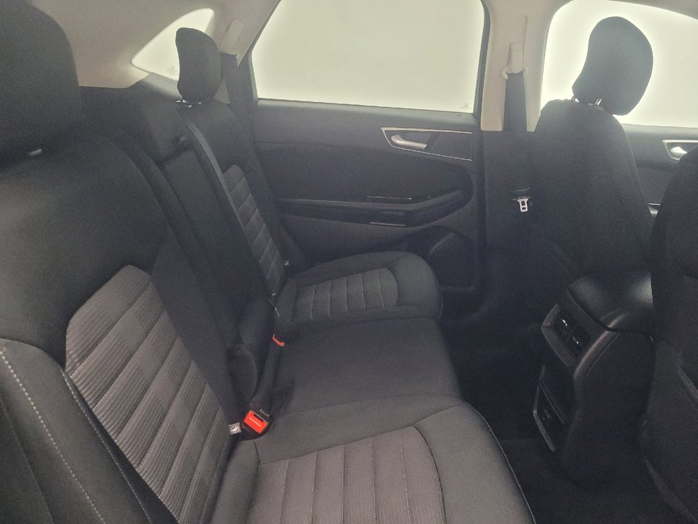 Used 2018 Ford Edge SEL FWD image 19