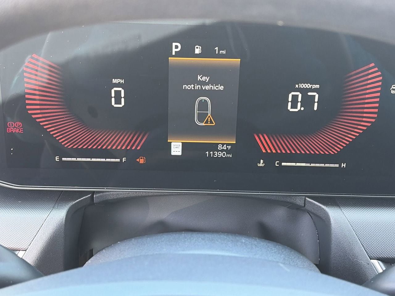 Certified 2025 Kia K4 FWD image 29