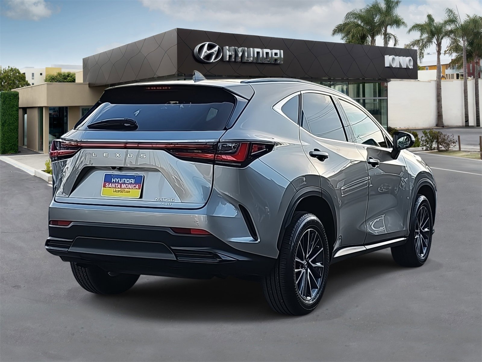 Used 2022 Lexus NX 350 AWD image 3