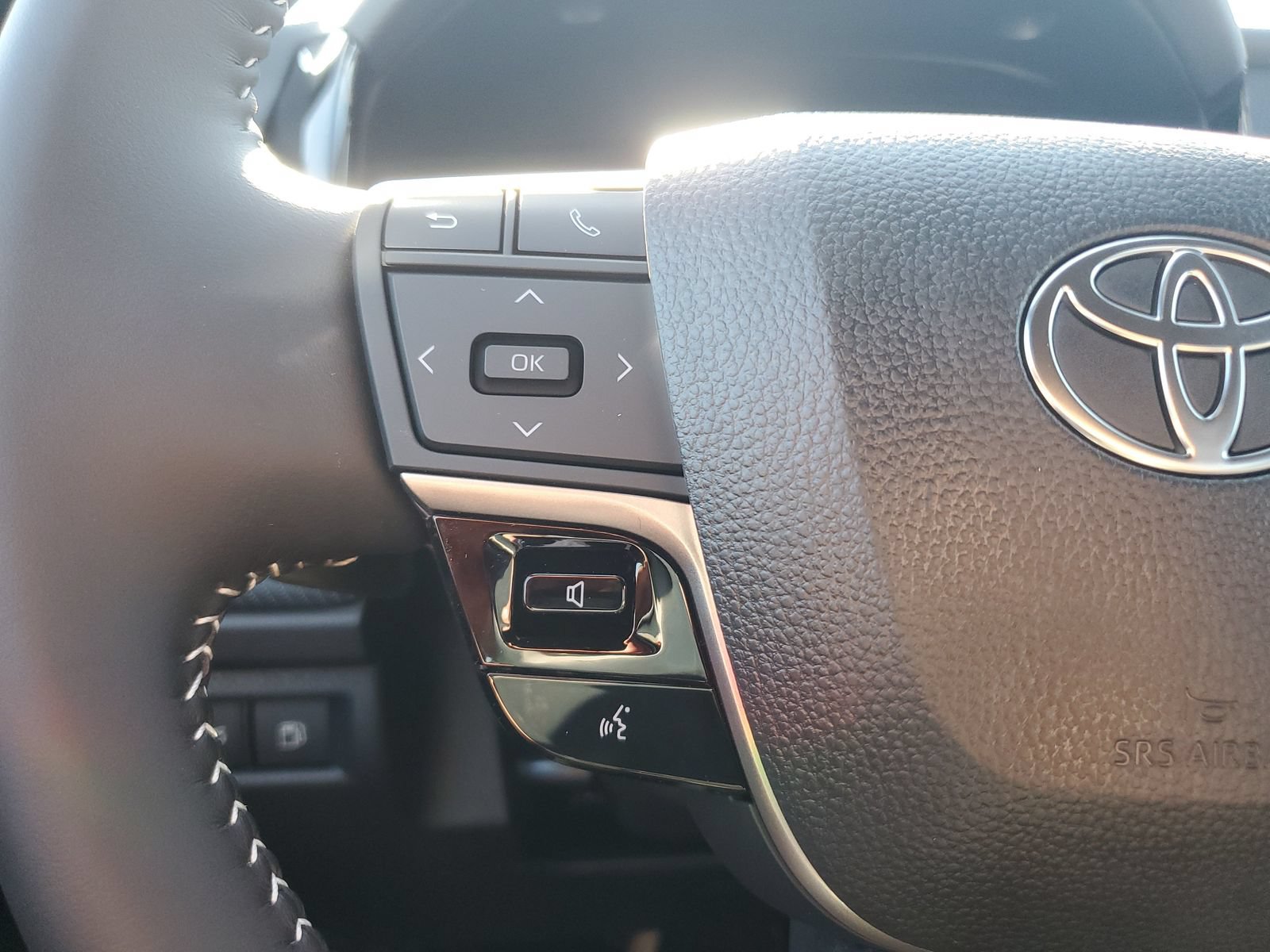 New 2026 Toyota Camry SE FWD image 22
