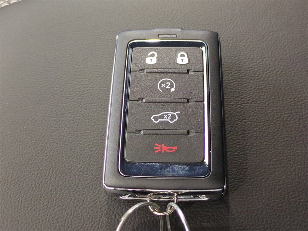 New 2025 Jeep Grand Cherokee Limited image 32