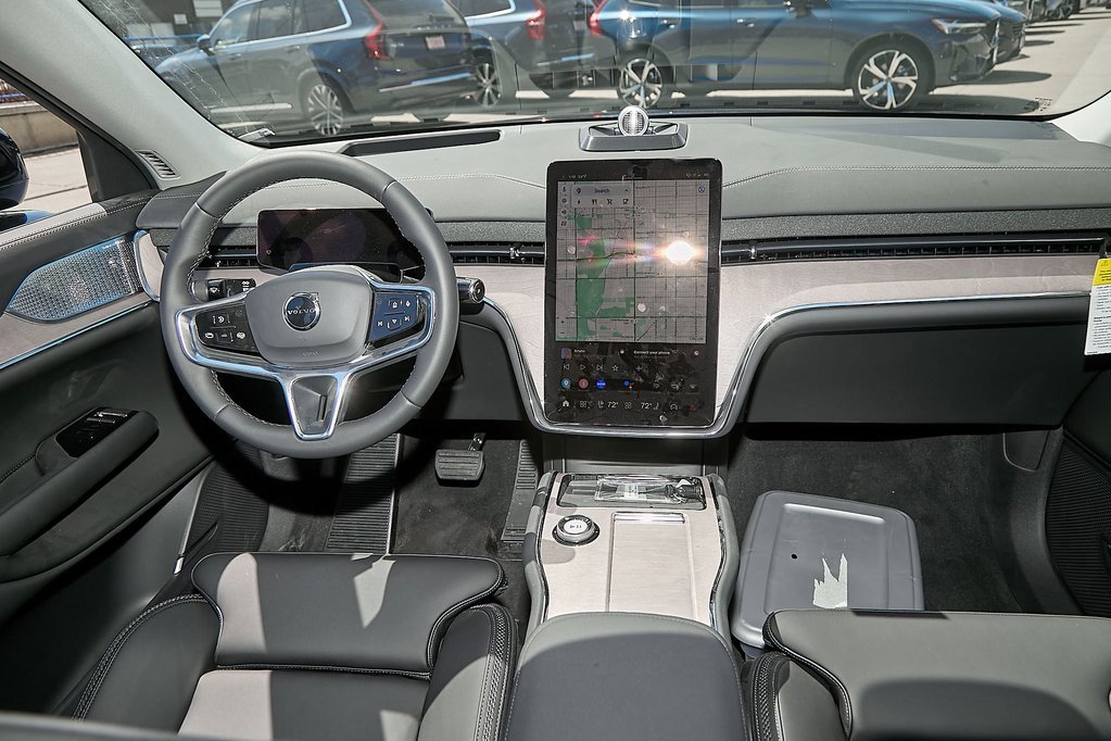 New 2025 Volvo EX90 Ultra image 23