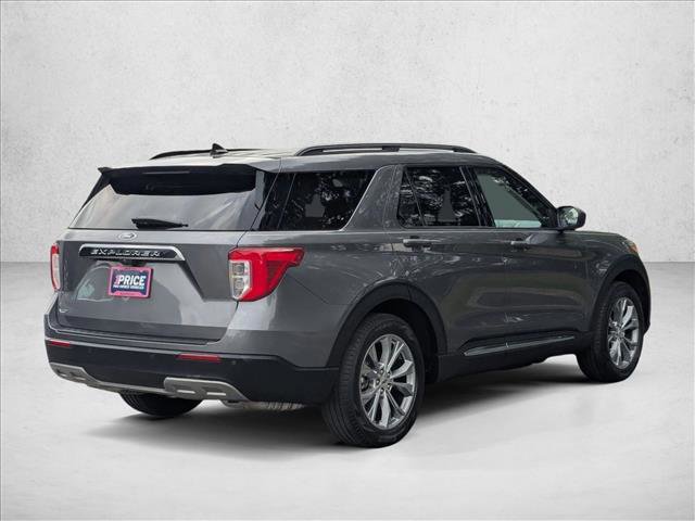Used 2021 Ford Explorer XLT w/ Equipment Group 202A RWD image 5