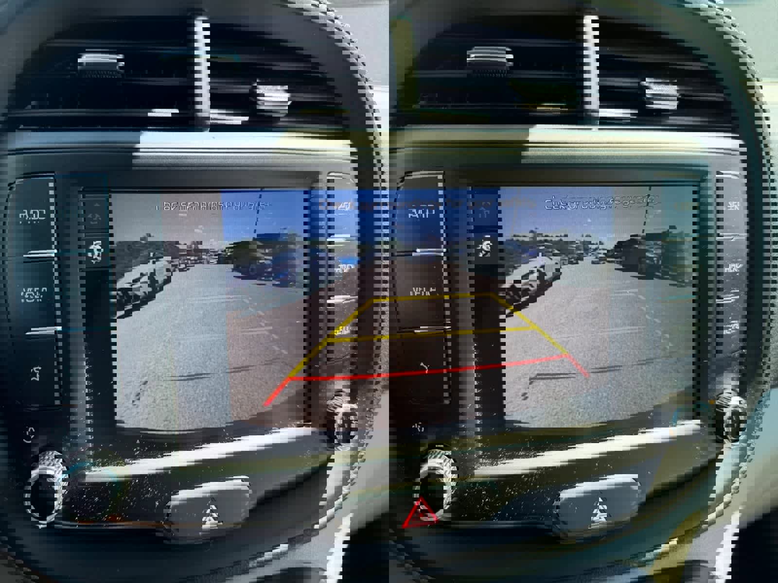 Certified 2023 Kia Soul LX w/ LX Technology Package FWD image 18