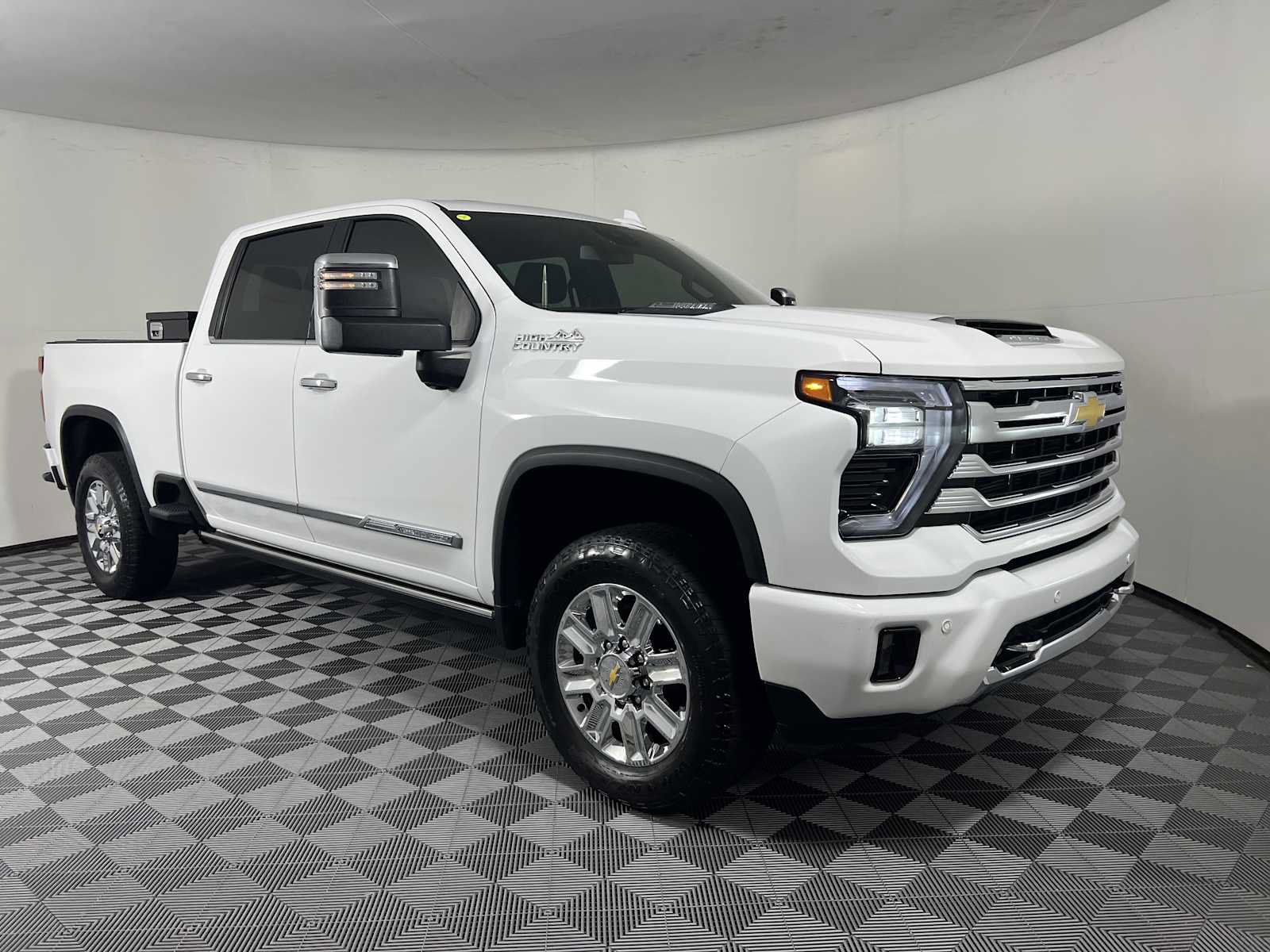 Used 2024 Chevrolet Silverado 2500 High Country w/ LPO, Dark Essentials Package
