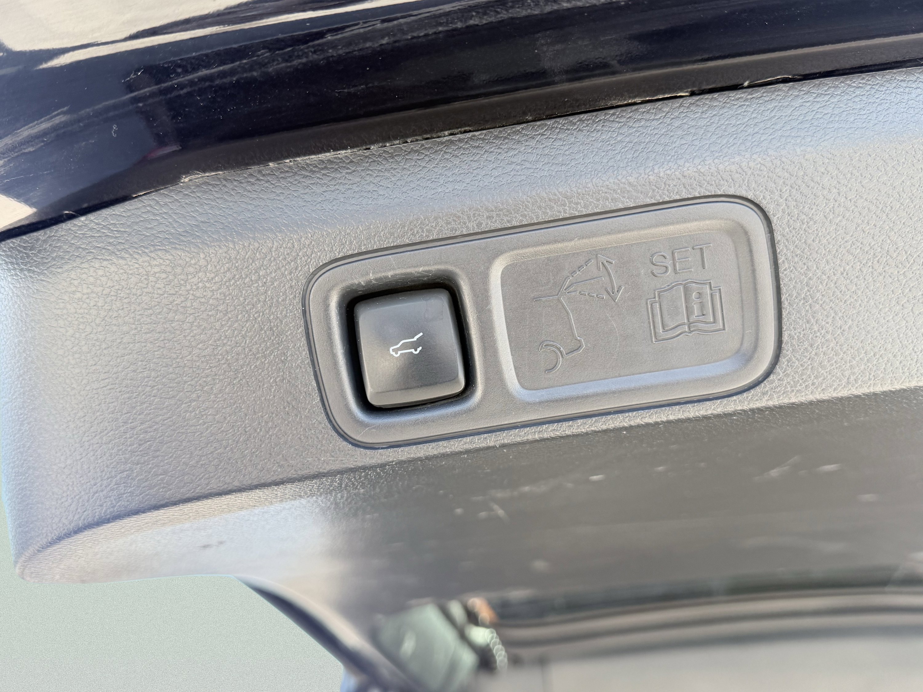 Used 2024 Ford Expedition Max Limited image 18