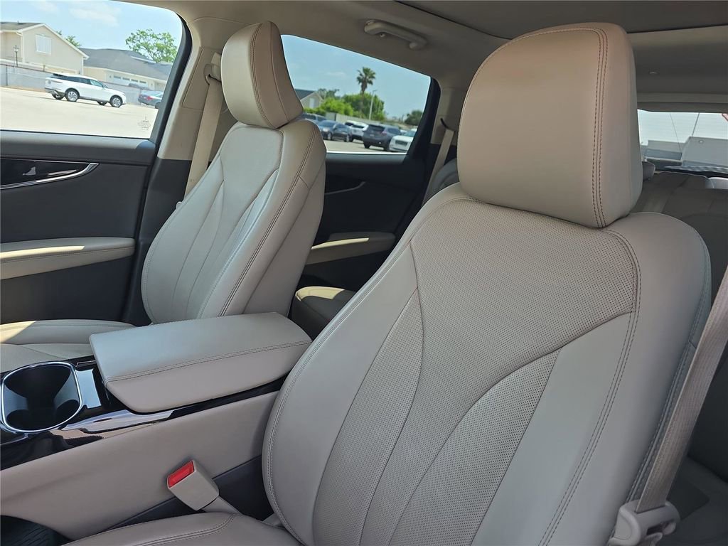 Used 2021 Lincoln Nautilus Reserve w/ Equipment Group 201A image 19