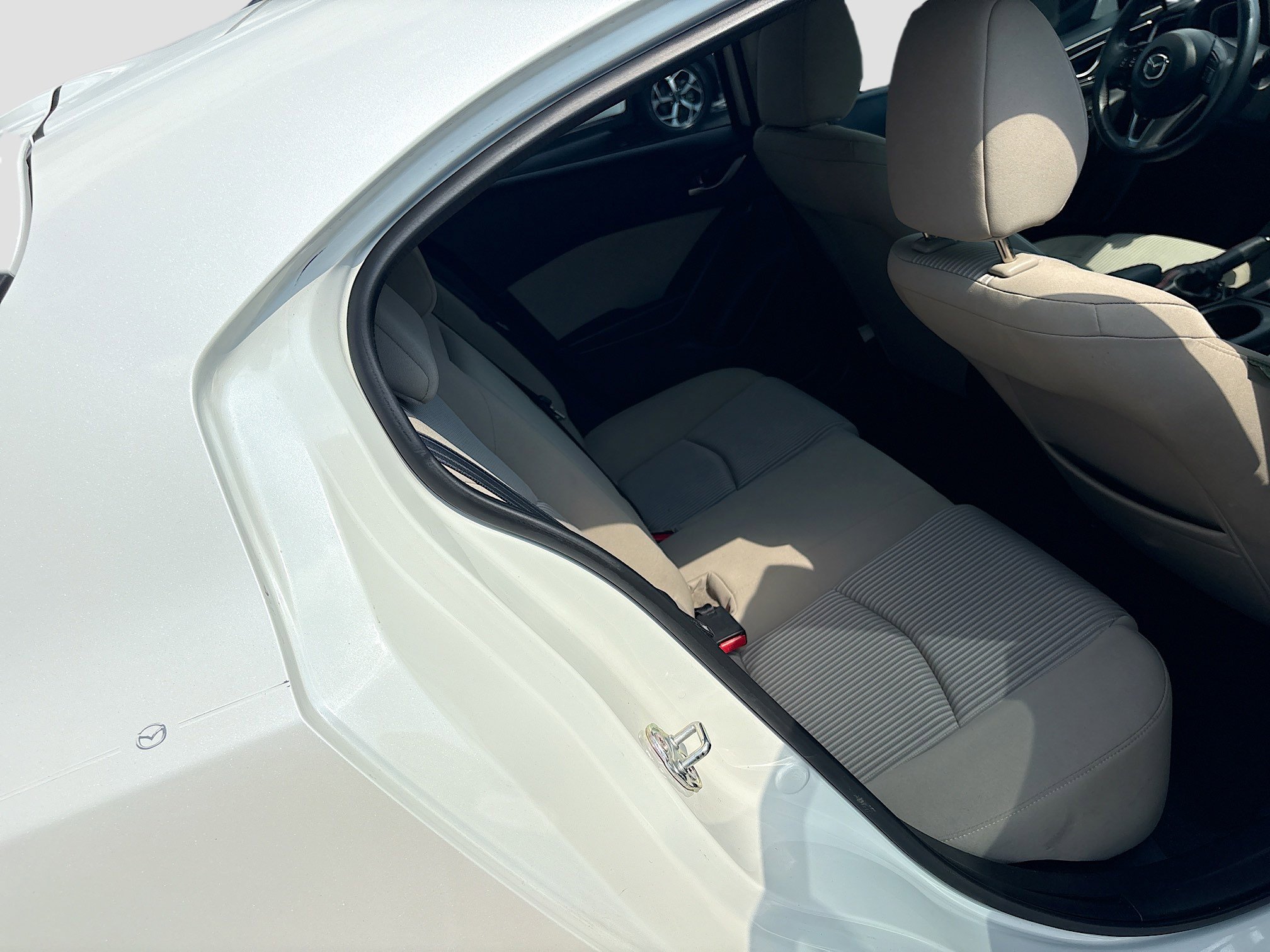 Used 2014 MAZDA MAZDA3 i Touring w/ Moonroof Package 1 image 19