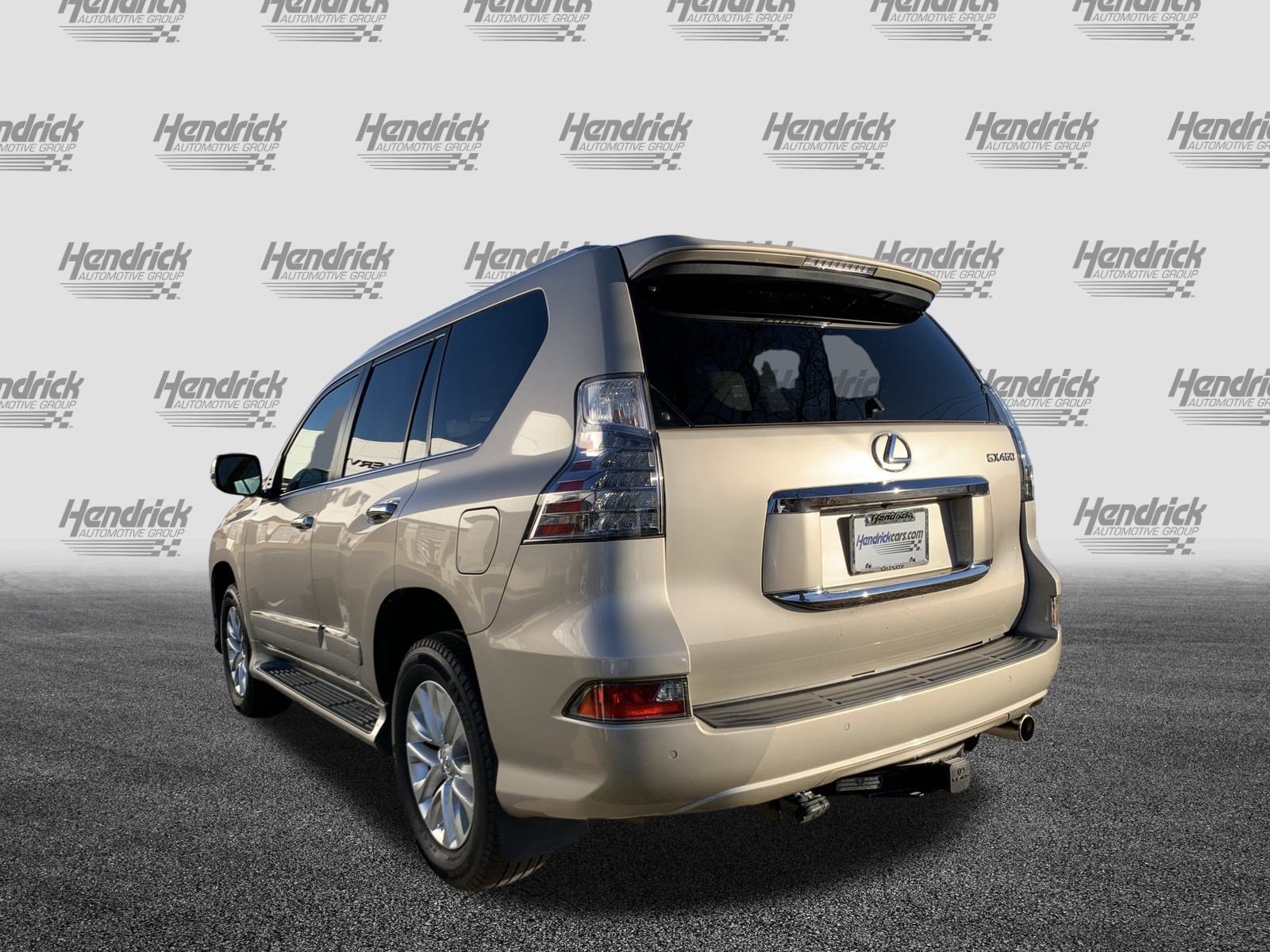 Used 2014 Lexus GX 460 image 8