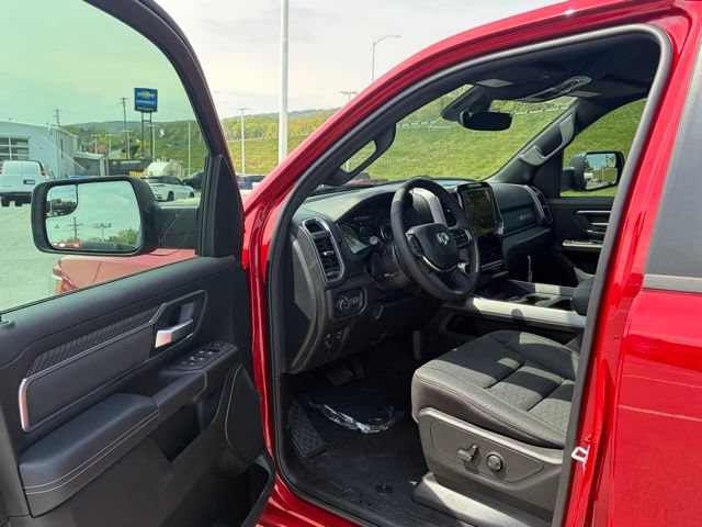 New 2026 RAM 1500 Big Horn AWD/4WD image 14