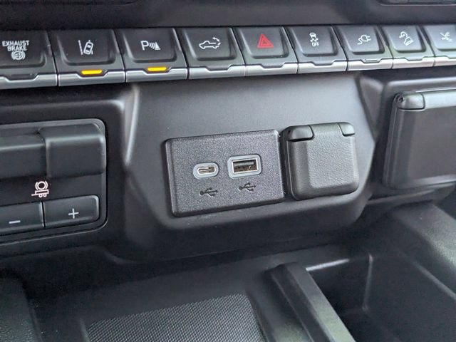 Used 2023 Chevrolet Silverado 2500 High Country w/ Z71 Off-Road Package AWD/4WD image 29