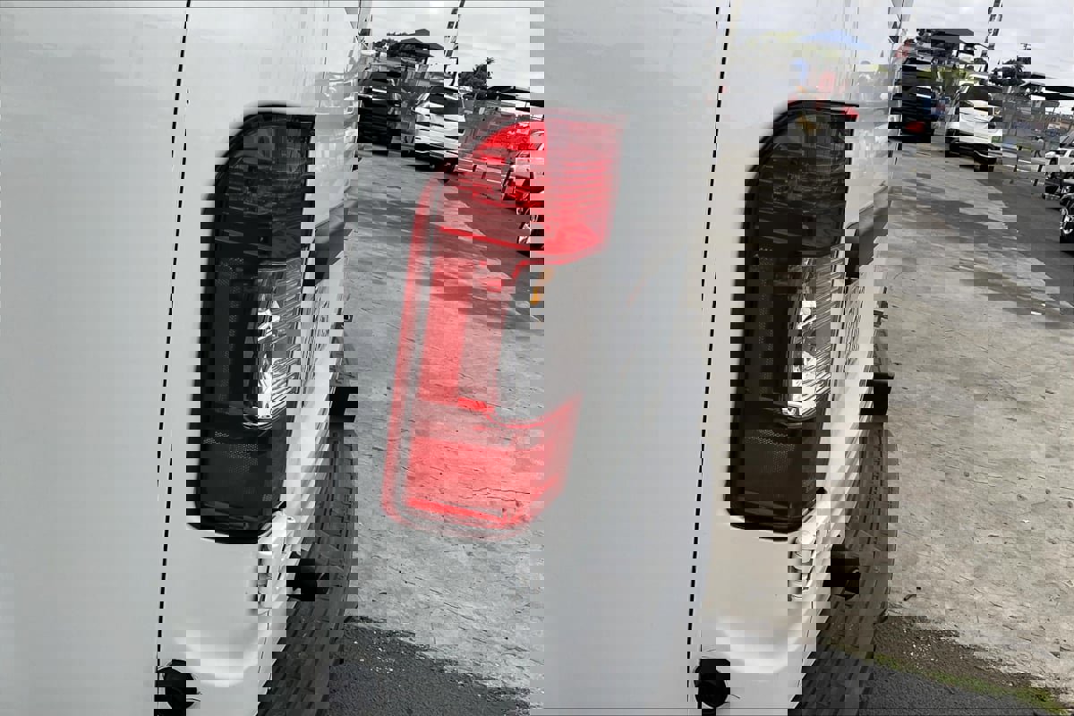 Used 2018 Nissan NV 1500 SV w/ Navigation Package image 28