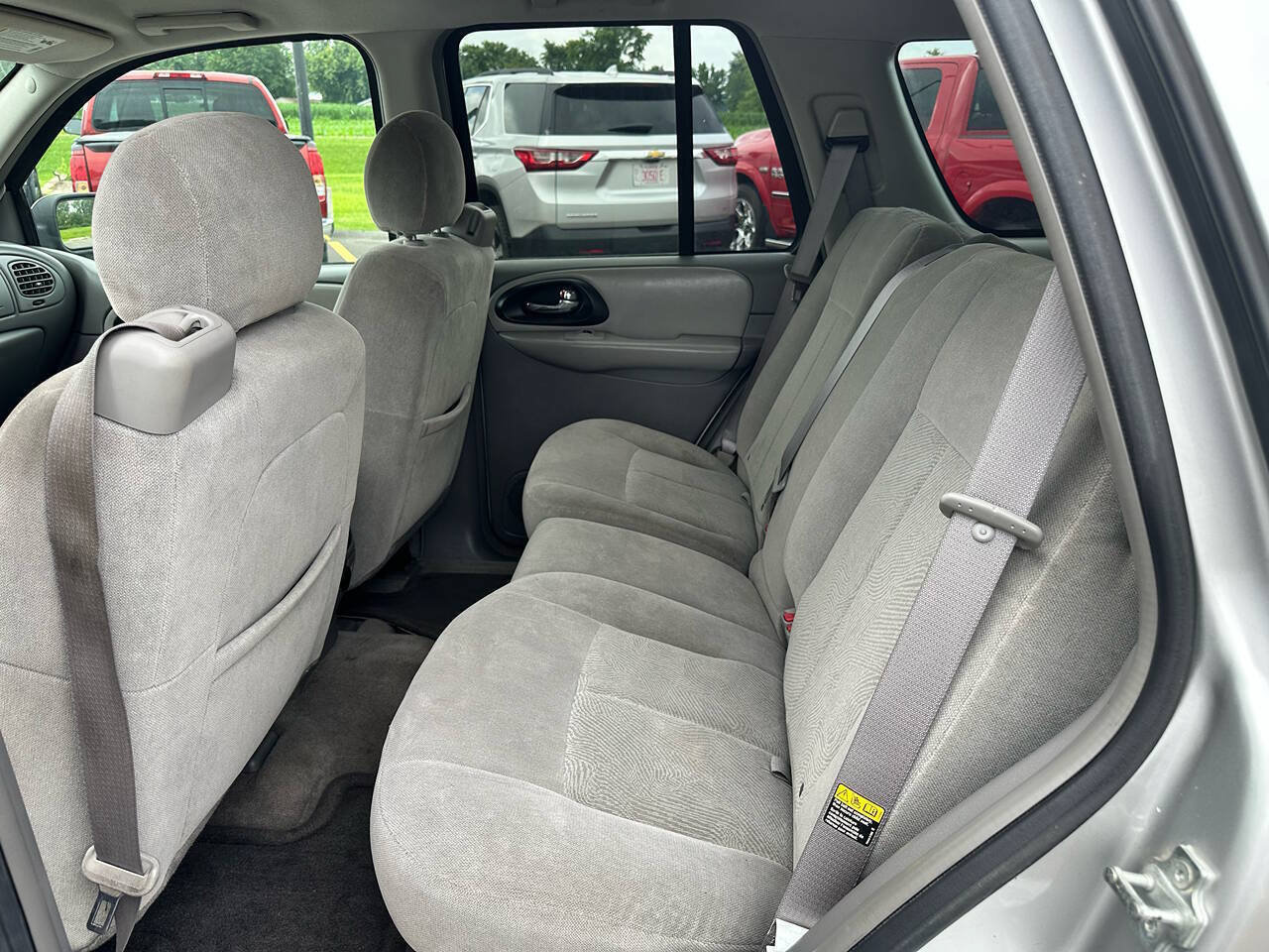 Used 2006 Chevrolet TrailBlazer LS w/ LS Preferred Equipment Group AWD/4WD image 14