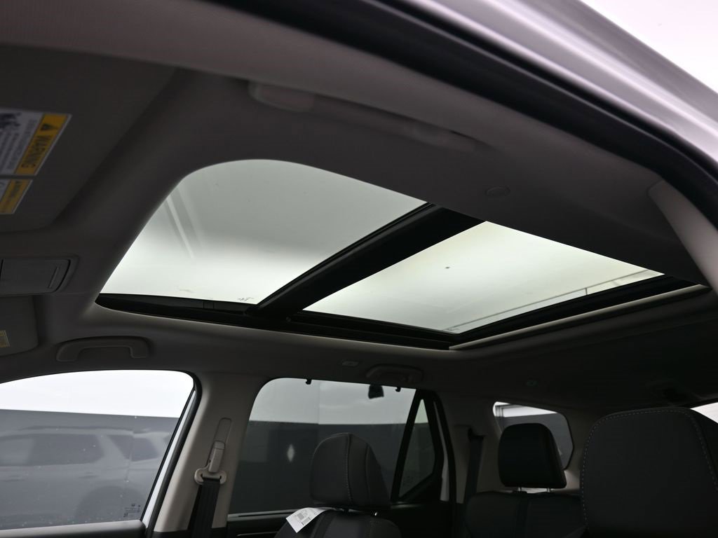 New 2025 Honda Pilot Touring image 53