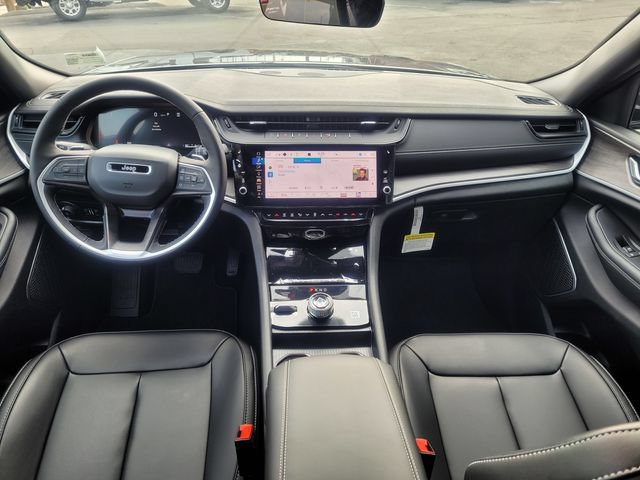 New 2026 Jeep Grand Cherokee Limited AWD/4WD image 6