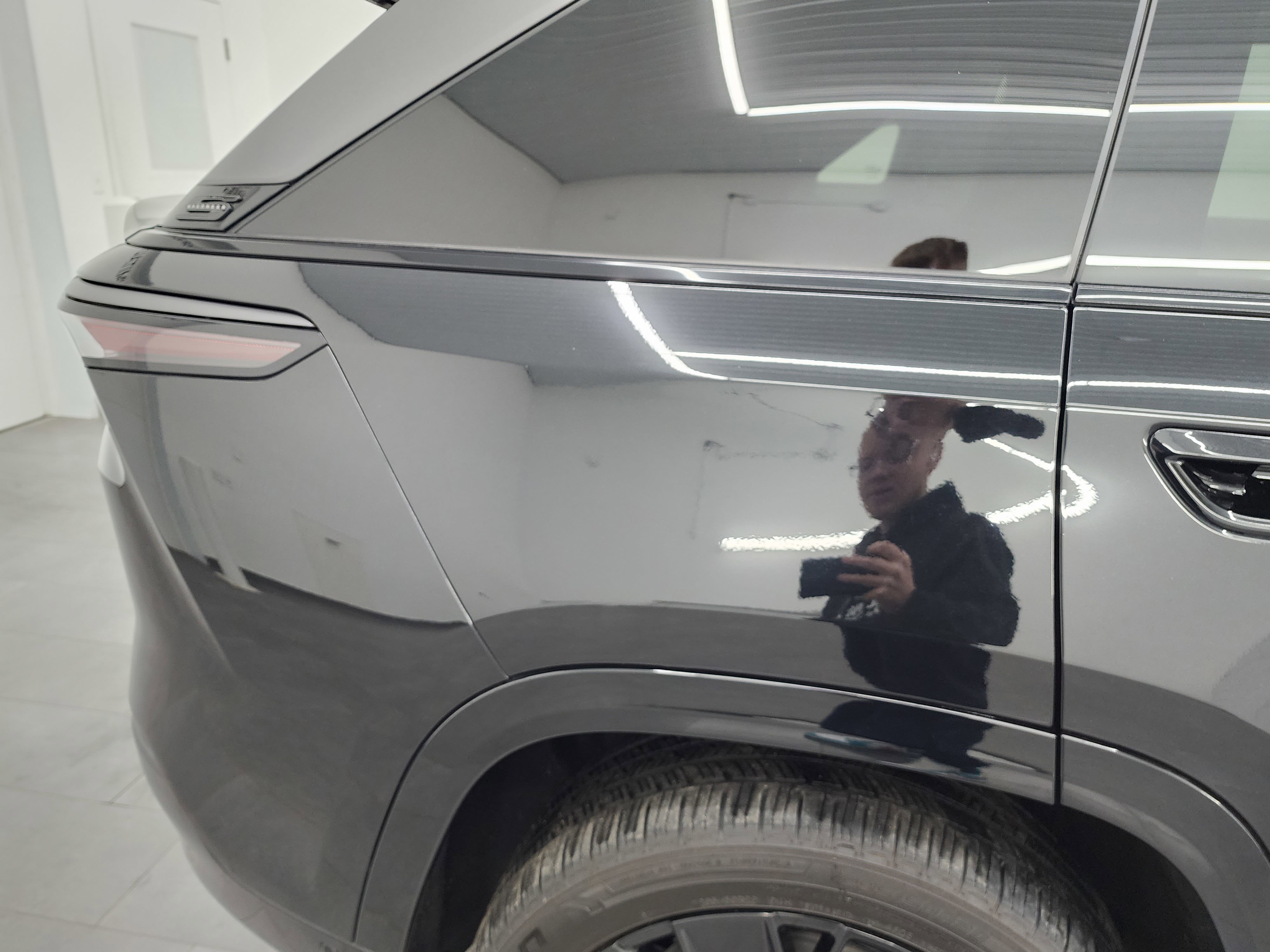 Used 2024 Jeep Wagoneer Launch Edition image 30