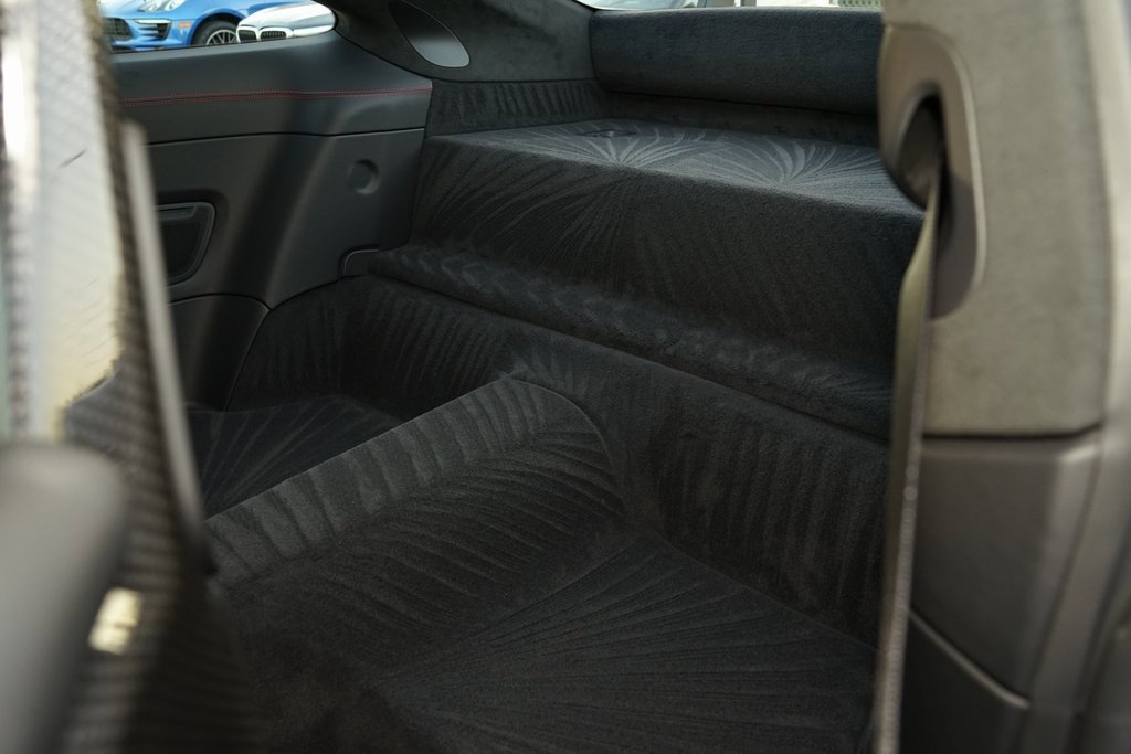 Used 2025 Porsche 911 GT3 RS image 33