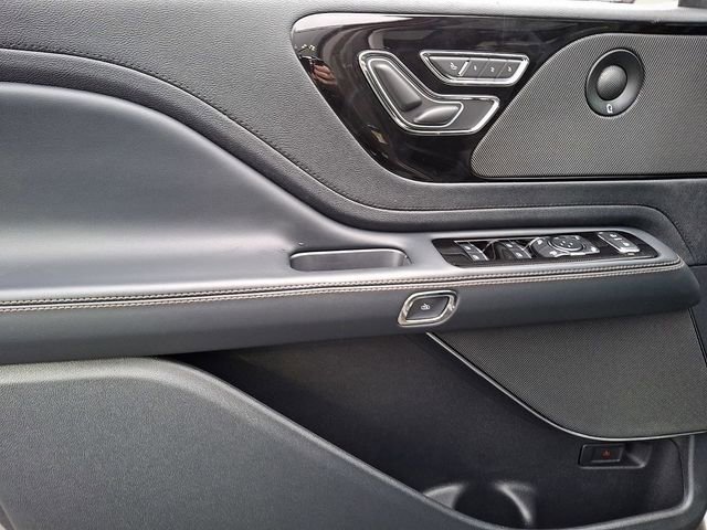New 2026 Lincoln Aviator Reserve image 10