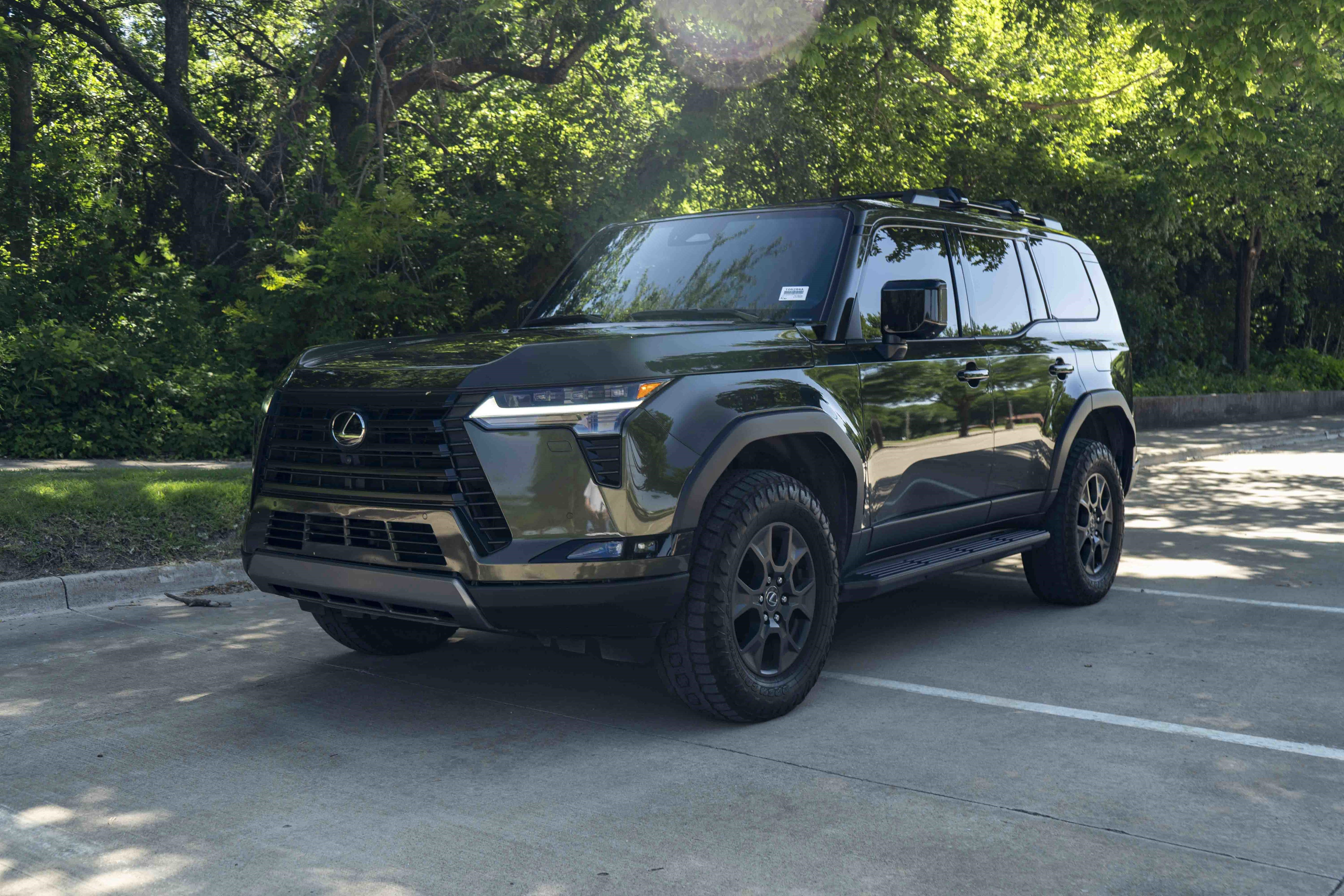 Used 2024 Lexus GX 550 AWD/4WD image 5