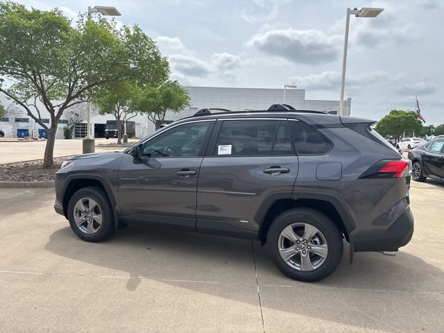 Used 2025 Toyota RAV4 LE image 8