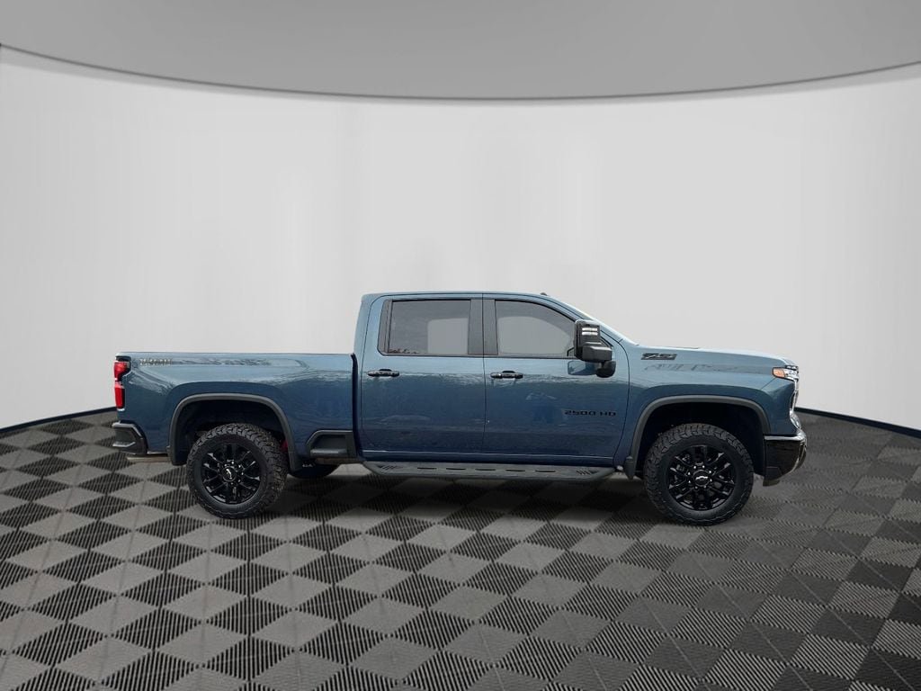 Used 2026 Chevrolet Silverado 2500 LT w/ Trail Boss Package AWD/4WD image 8