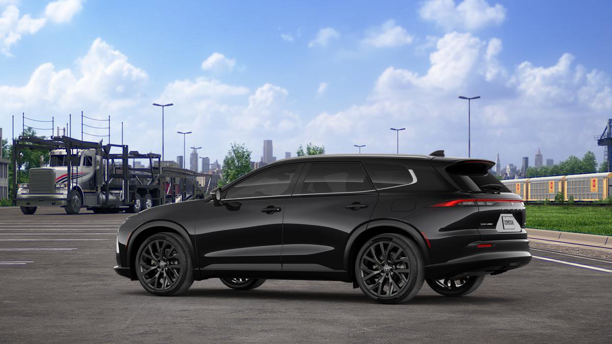 New 2025 Toyota Crown Signia image 5