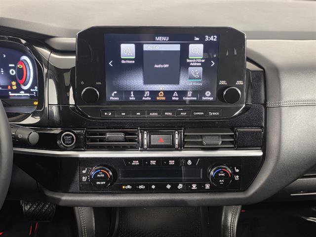 Used 2024 Nissan Pathfinder Platinum w/ Lighting Package (N93) image 39