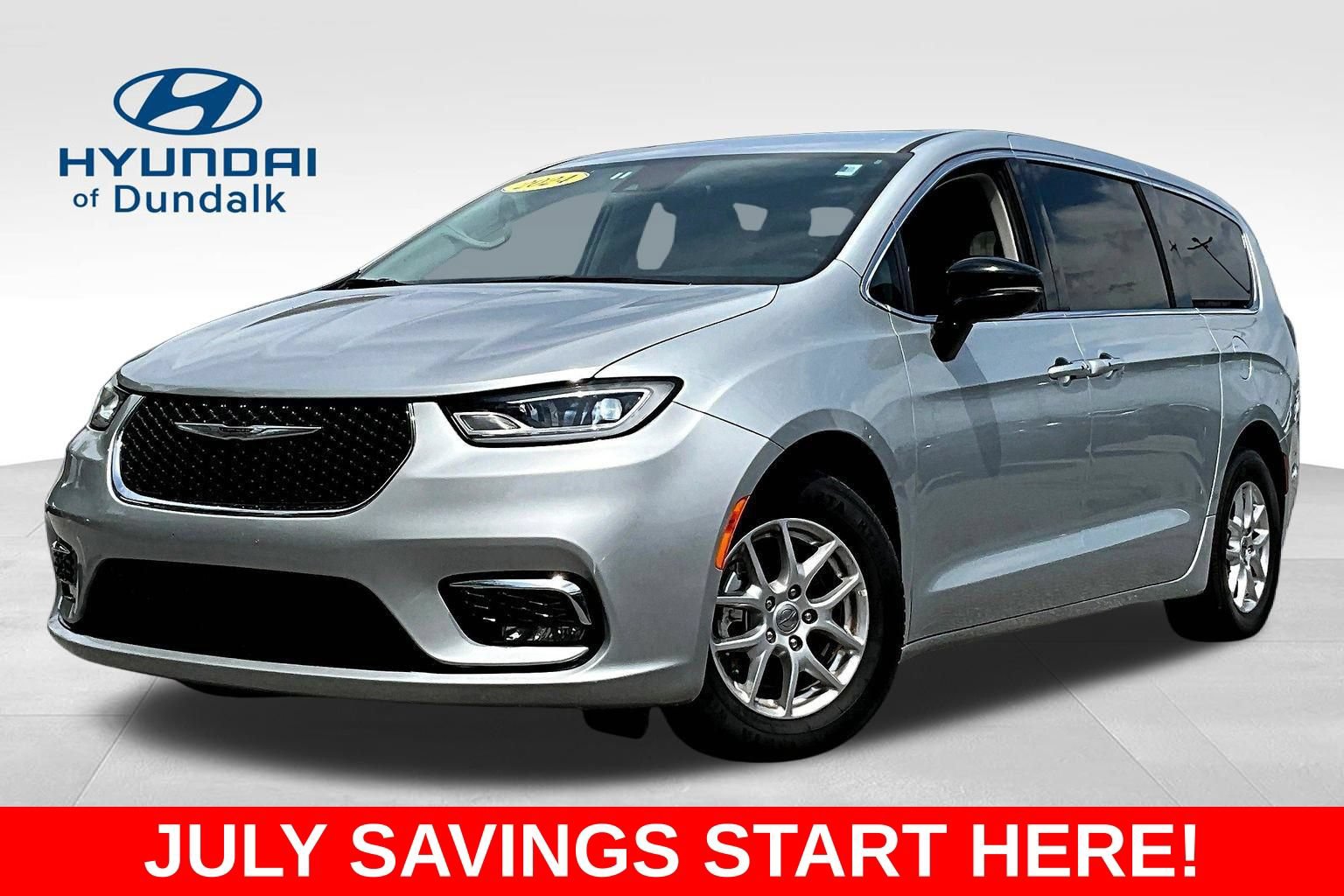 Used 2024 Chrysler Pacifica Touring-L