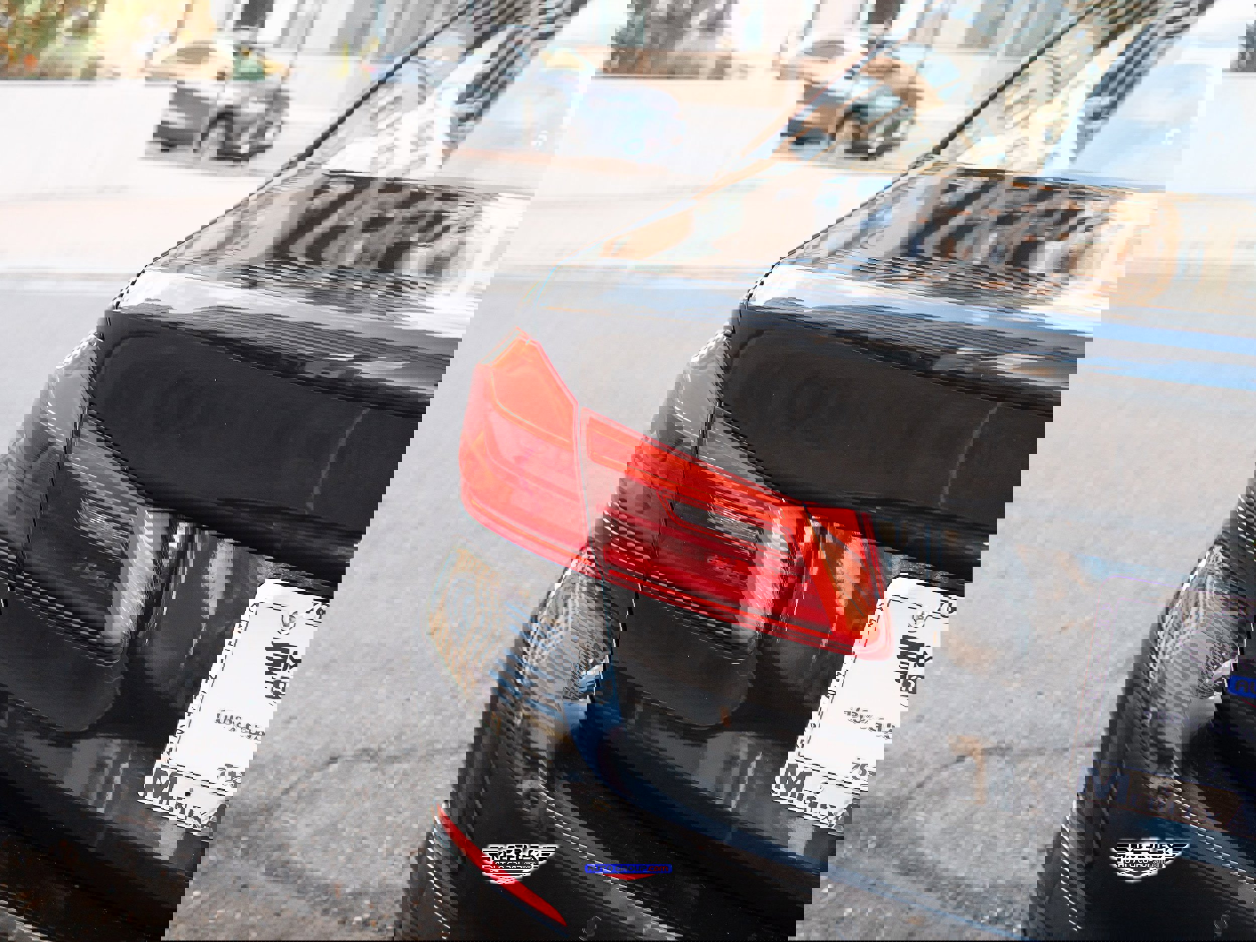 Used 2018 BMW 530e w/ Premium Package 2 image 49