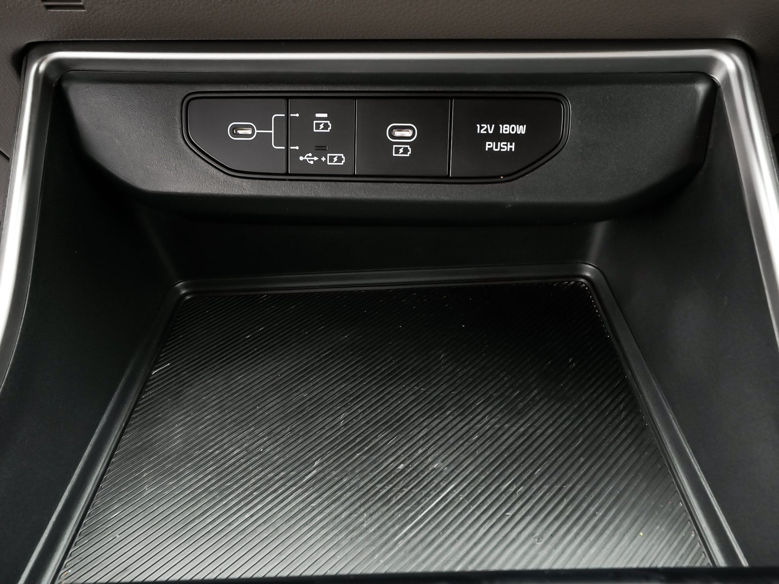 Used 2026 Kia Carnival LXS FWD image 31