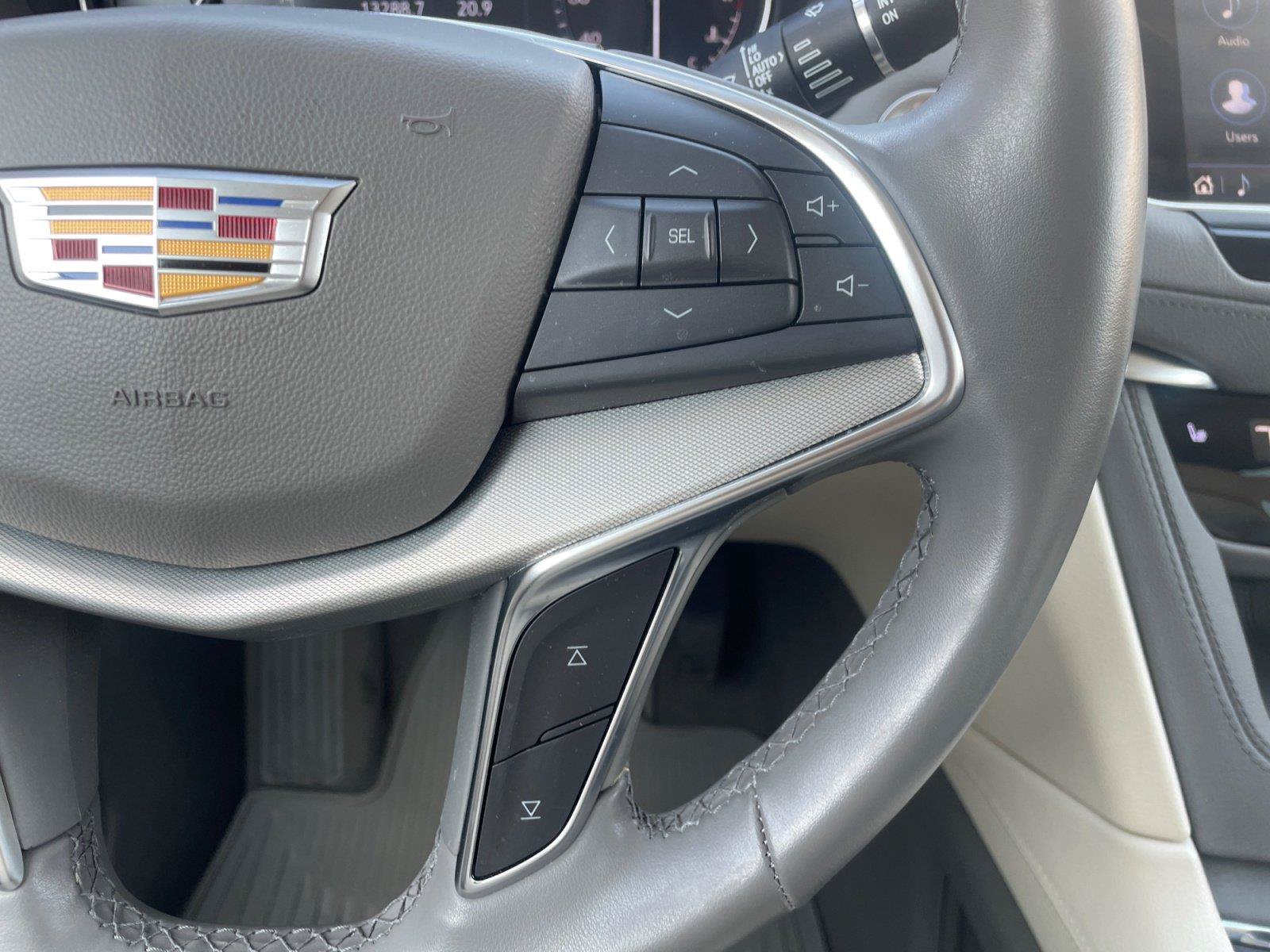 Used 2025 Cadillac XT5 Premium Luxury AWD/4WD image 20