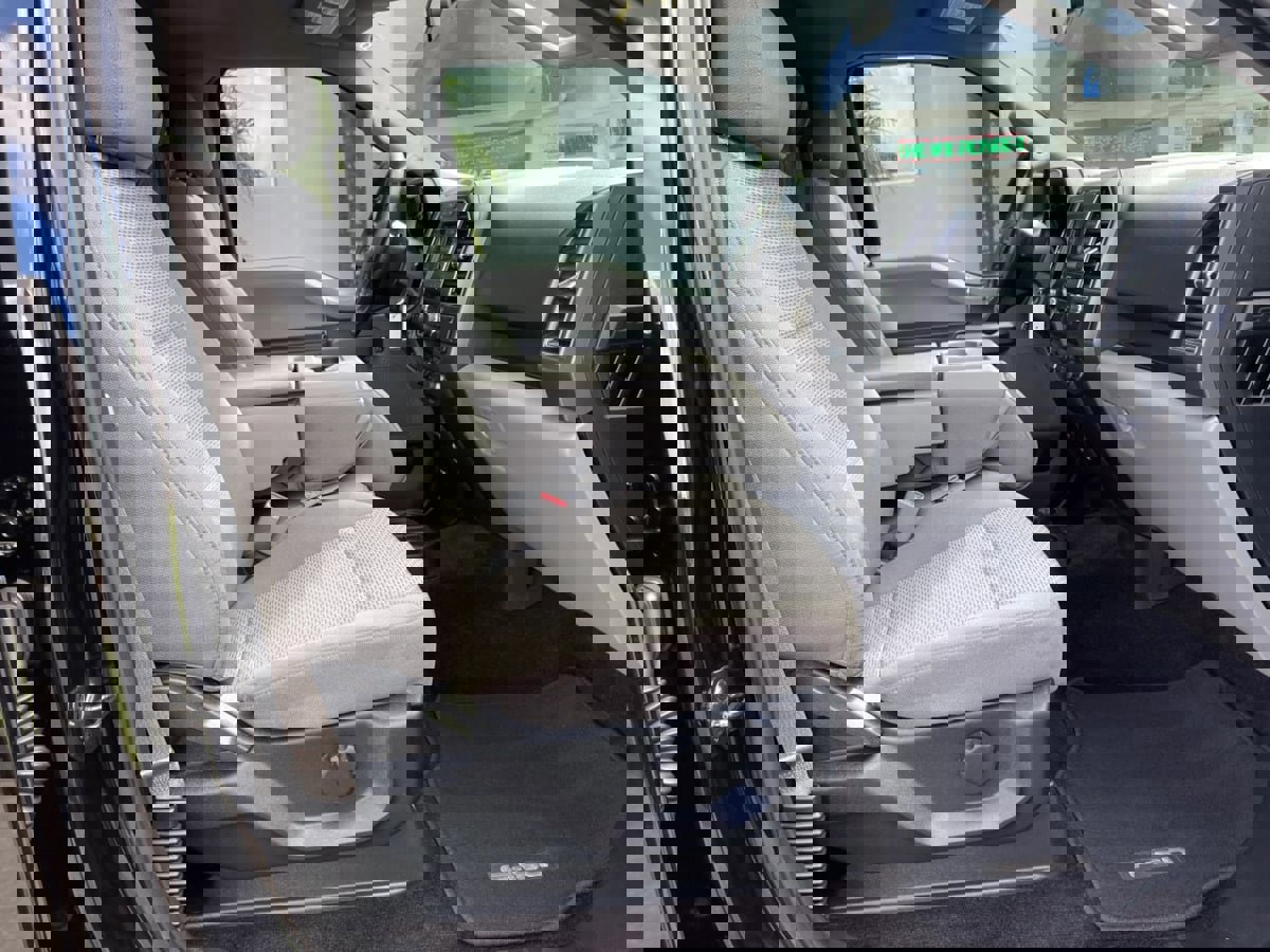 Used 2017 Ford F150 XLT w/ Equipment Group 301A Mid AWD/4WD image 23