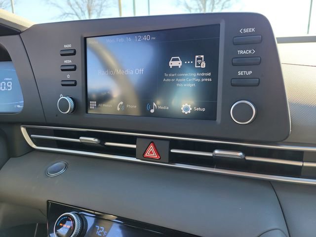 Used 2025 Hyundai Elantra Sport image 25