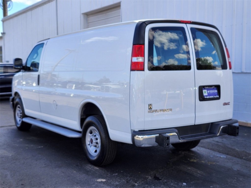 Used 2023 GMC Savana 2500 w/ Driver Convenience Package image 3