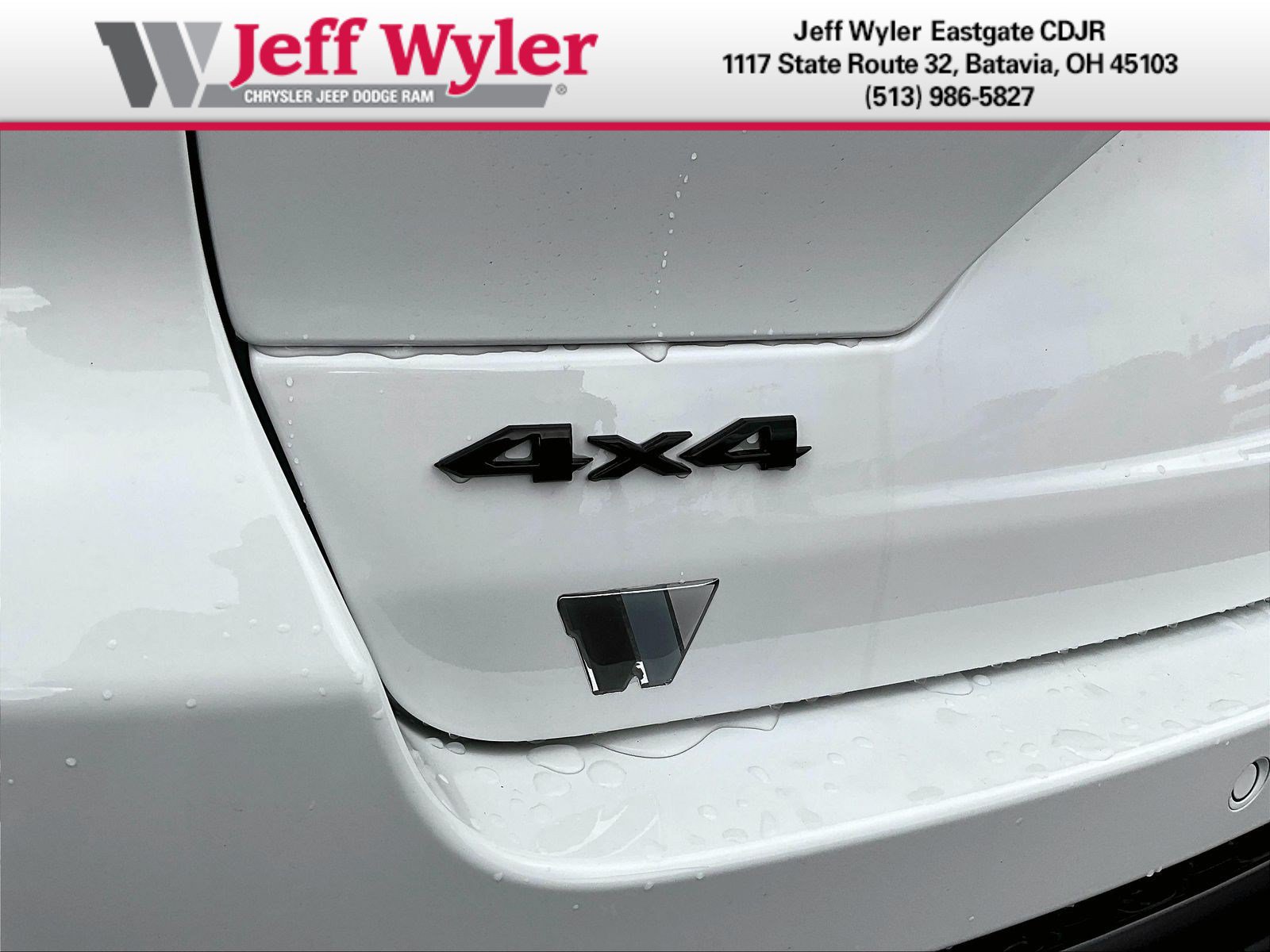 New 2026 Jeep Grand Cherokee Limited w/ Limited Altitude Package AWD/4WD image 14