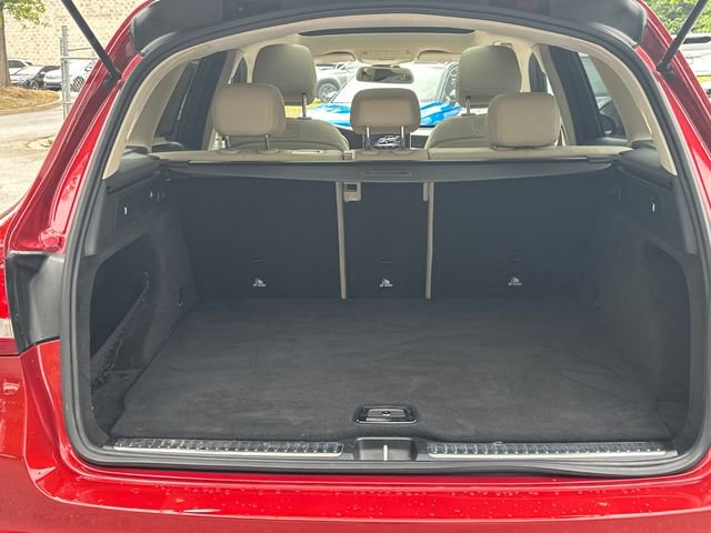 Used 2019 Mercedes-Benz GLC 300 w/ Parking Assistance Package image 18