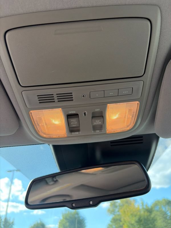Used 2021 Honda CR-V EX-L image 25