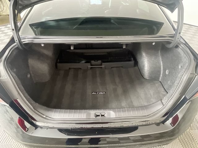 Used 2024 Nissan Altima 2.5 SR w/ SR Premium Package FWD image 28