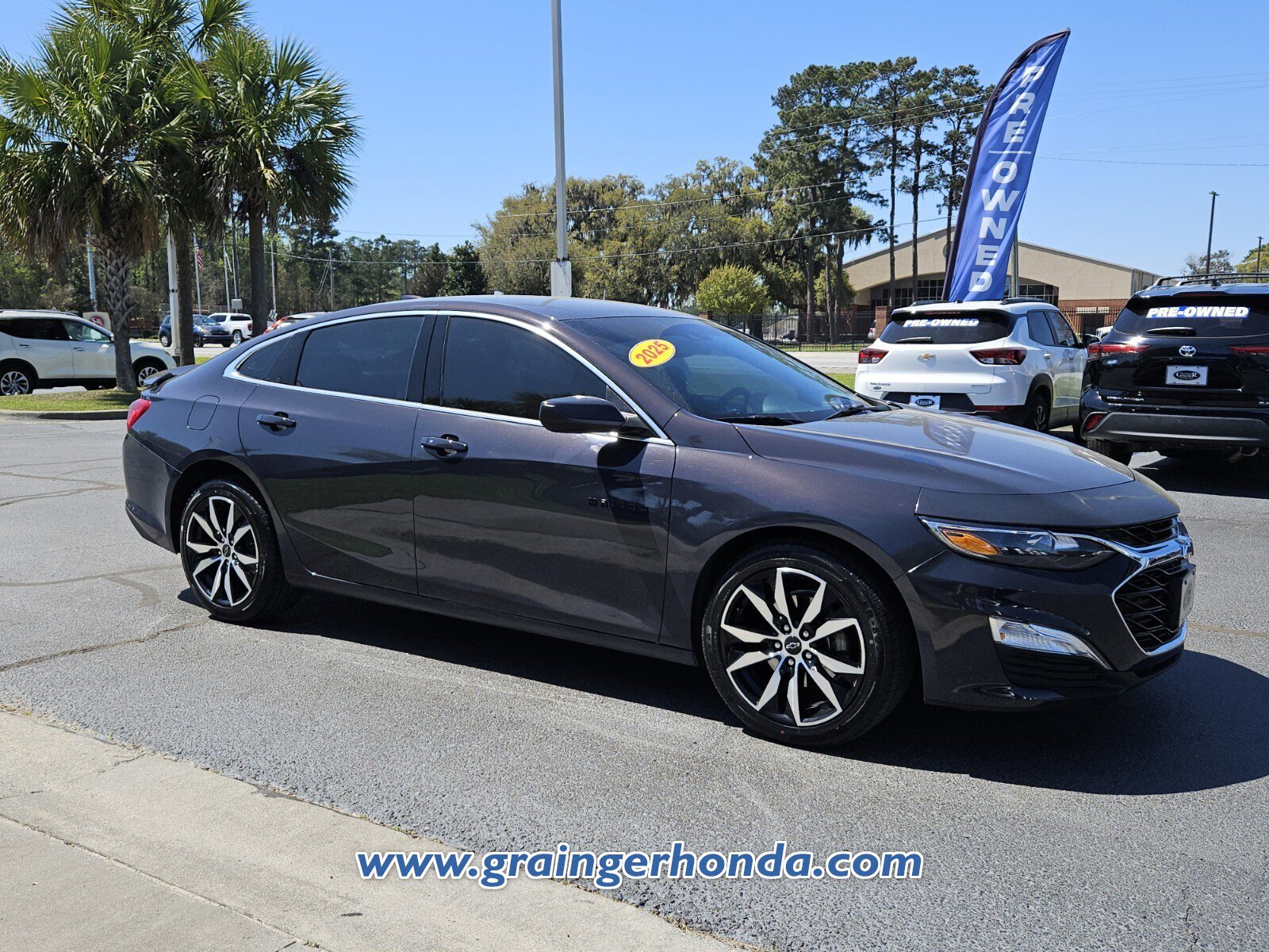 Used 2025 Chevrolet Malibu RS image 7