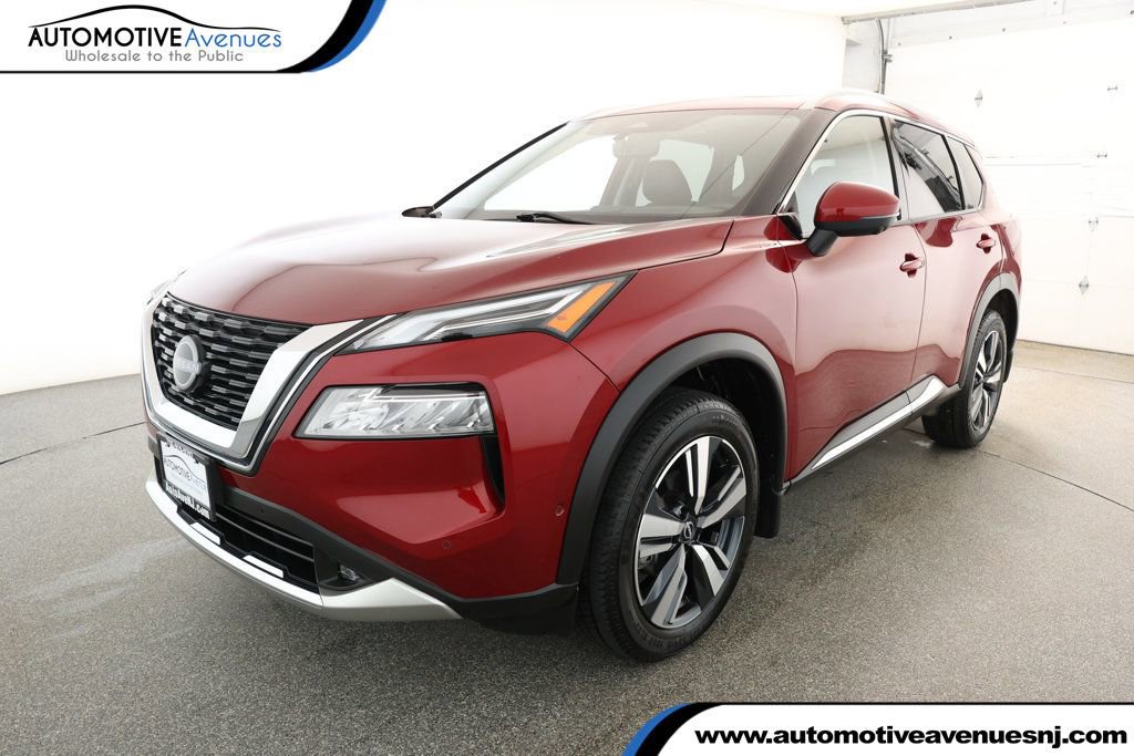 Used 2022 Nissan Rogue Platinum w/ Head-Up Display Package