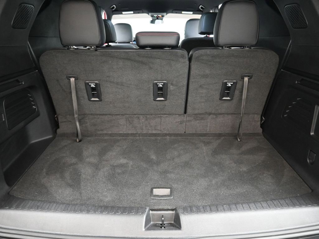 Used 2024 Chevrolet Traverse Z71 w/ LPO, Floor Liner Package image 16