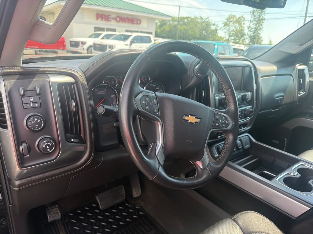 Used 2015 Chevrolet Silverado 2500 LTZ AWD/4WD image 12