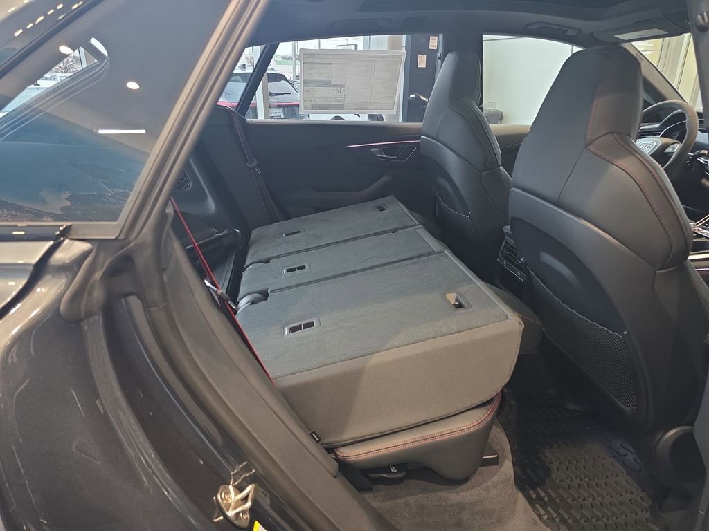 New 2026 Audi RS Q8 performance image 25