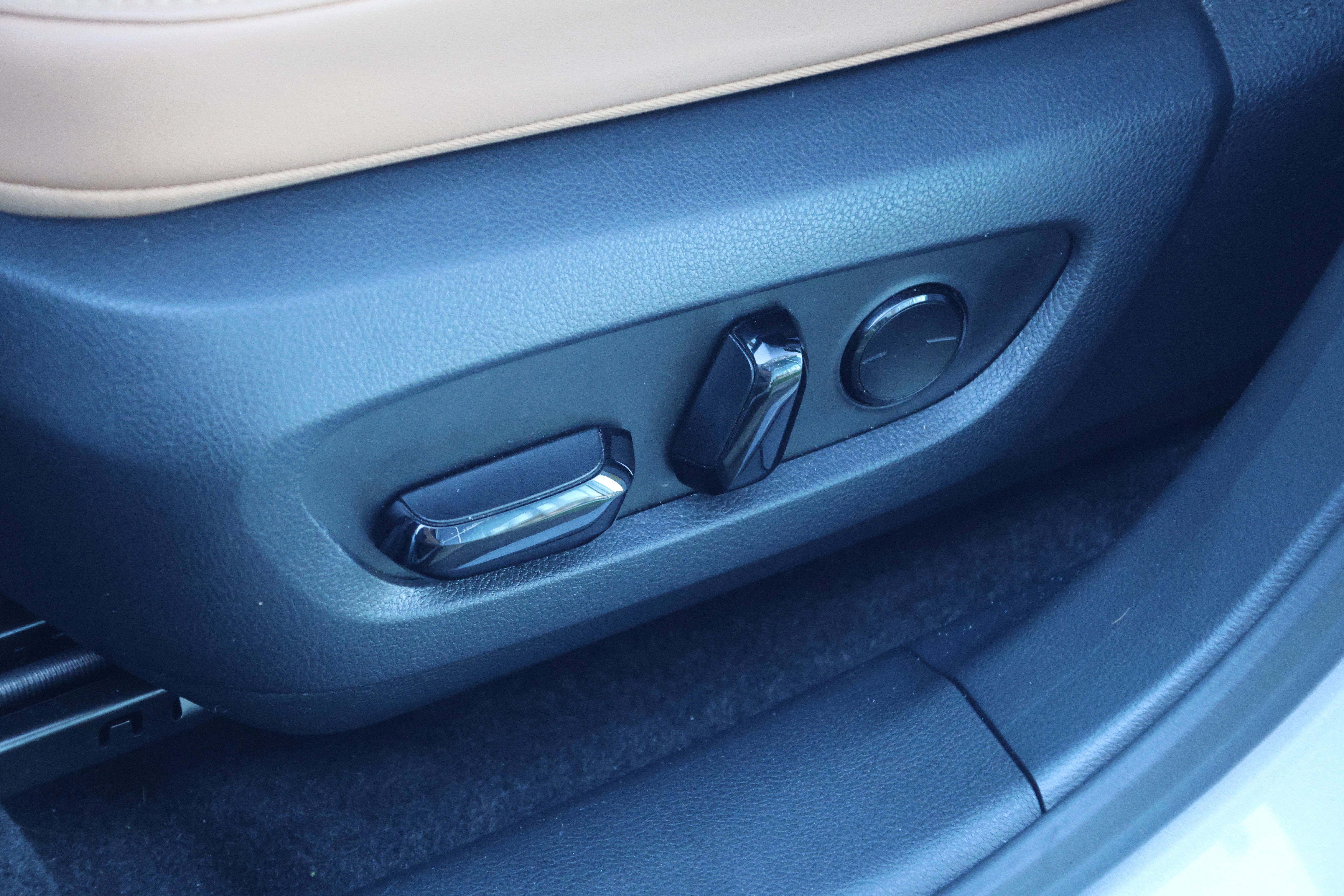 Used 2025 Lexus RX 350 Premium image 32